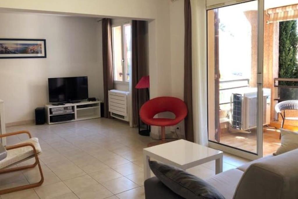 Appartement 60M2 - 2 Chambres A Une Minute Des Plages, Parking Prive Sausset-les-Pins Esterno foto