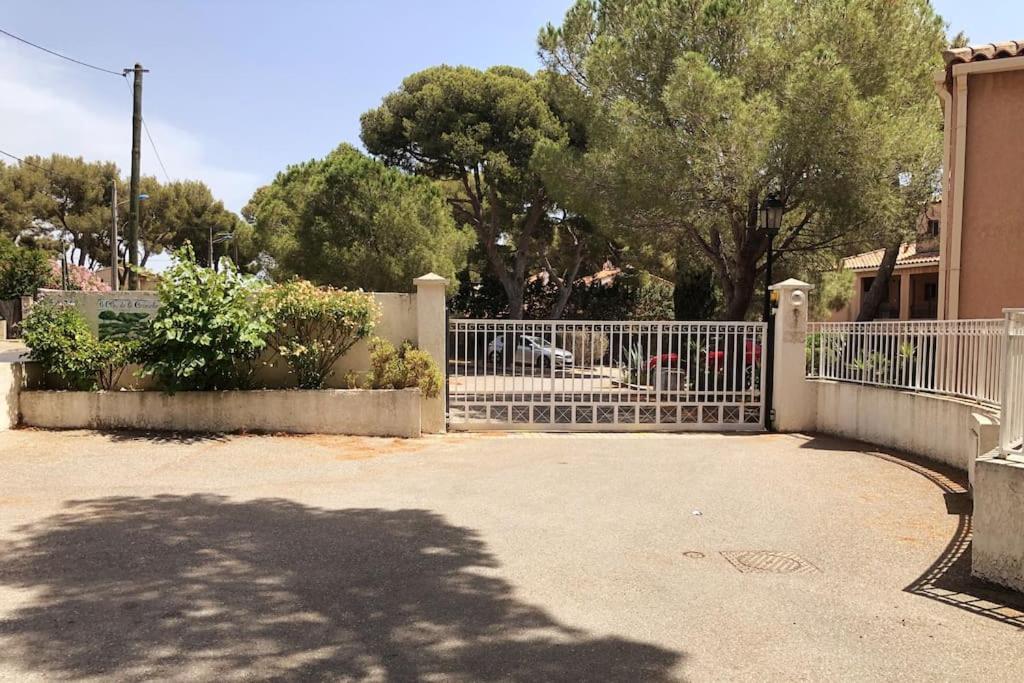 Appartement 60M2 - 2 Chambres A Une Minute Des Plages, Parking Prive Sausset-les-Pins Esterno foto